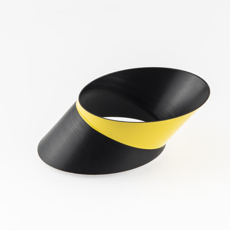 Hauptbild zu Objekt, Armreif '3 of a kind', 1986, Herman Hermsen, 163E 868