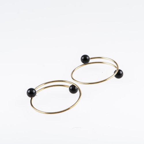 Pair of pearl earrings, 1989