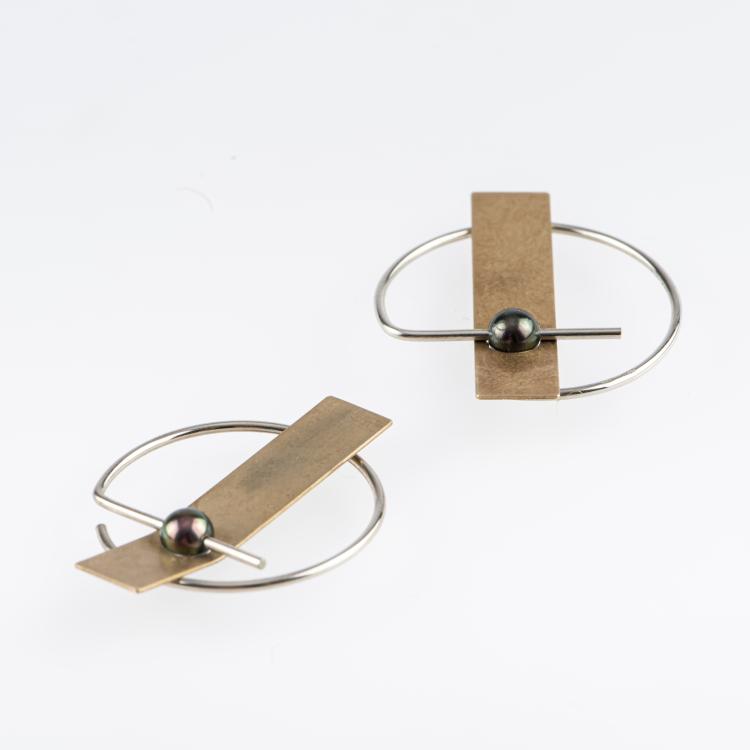 Bild 2 zu Objekt, Paar Klemmohrringe, 1989, Herman Hermsen, 163E 806