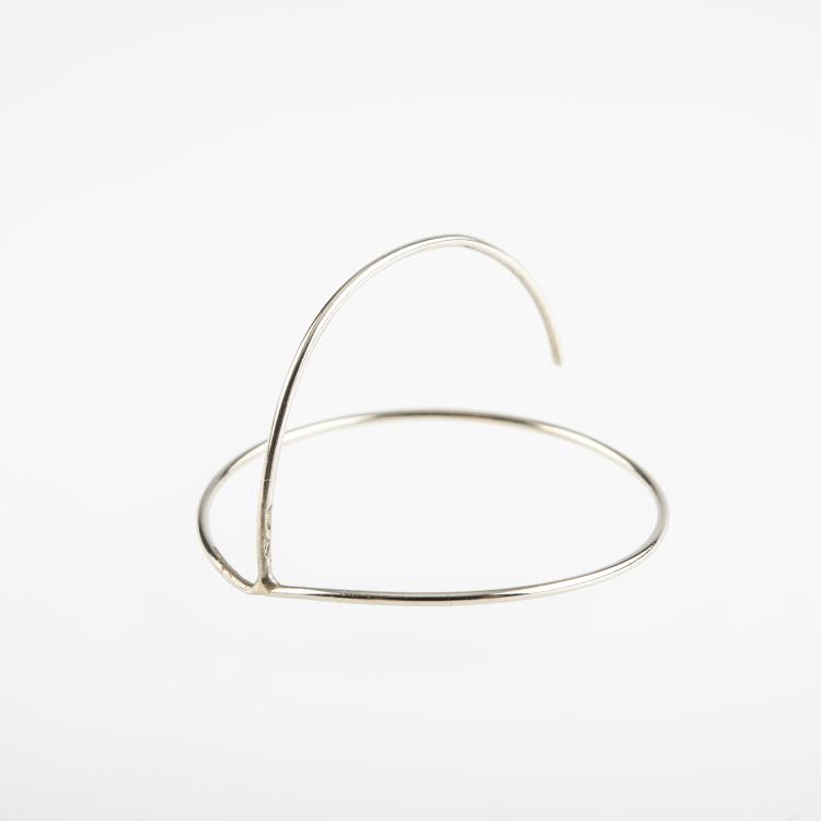 Bild 1 zu Objekt, Ein Ohrring '1-1/2', 1982, Herman Hermsen, 163E 810