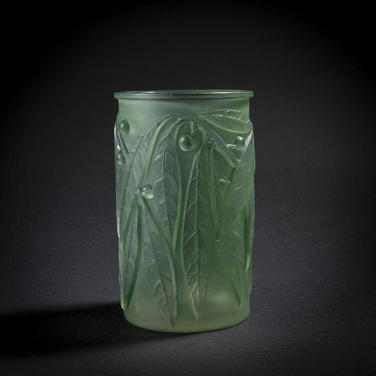 Bild 1 zu Objekt, Vase / Pinselhalter 'Laurier', 1922, Ren&eacute; Lalique, Lalique, Ren&eacute;, Wingen-sur-Moder, 162A 8