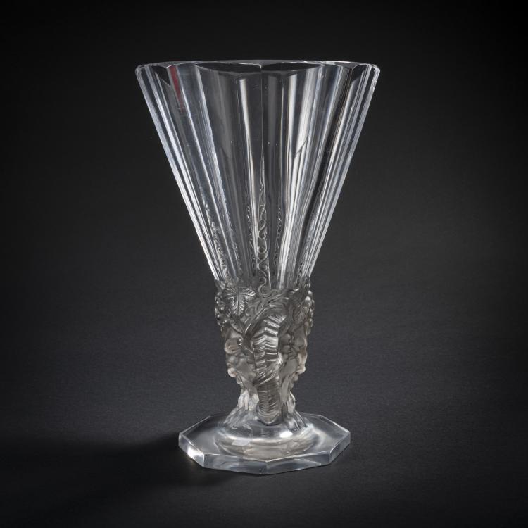 Bild 2 zu Objekt, Vase 'Faune', 1931, Ren&eacute; Lalique, Lalique, Wingen-sur-Moder, 162A 31