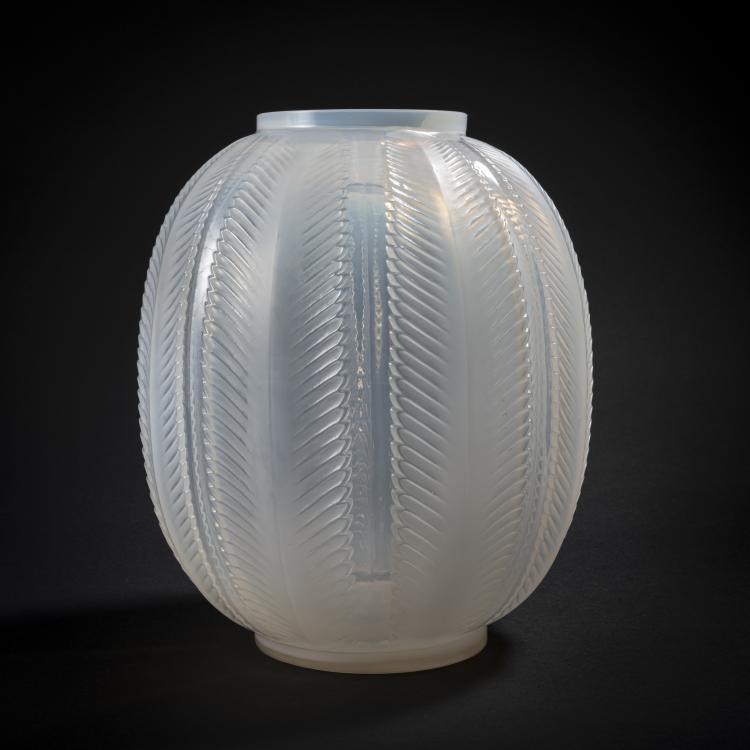 Bild 1 zu Objekt, 'Biskra' vase, 1932, Ren&eacute; Lalique, Lalique, Ren&eacute;, Wingen-sur-Moder, 162A 35