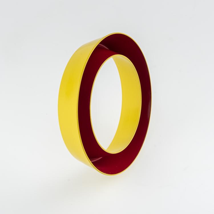 Hauptbild zu Objekt, Armreif aus der Serie 'Cones', 1986, Herman Hermsen, 163E 890