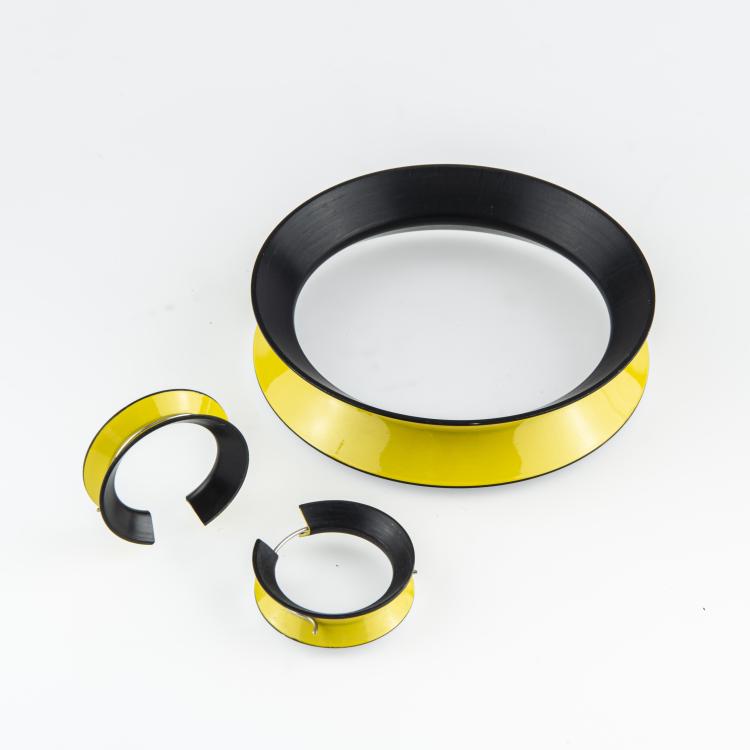 Bild 1 zu Objekt, Paar Ohrringe aus der Serie 'Cones', 1986, Herman Hermsen, 163E 894