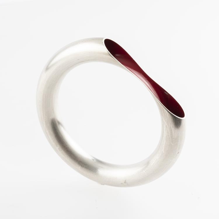 Hauptbild zu Objekt, 'Orgone' - 'CHP 02' bracelet, 1994, Marc Newson, Chi ha paura...?, 163E 995