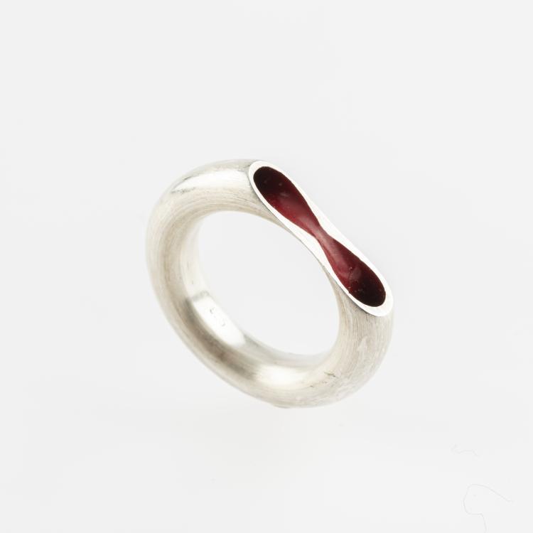 Hauptbild zu Objekt, 'Orgone' - 'CHP 01' ring, 1994, Marc Newson, Chi ha paura...?, 163E 996