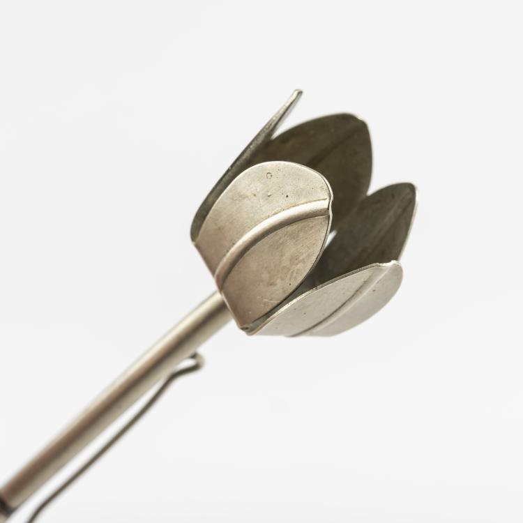 Bild 1 zu Objekt, 'Rose' - 'CHP 12' brooch, 1997, Esther Knobel, Chi ha paura...?, 163E 997