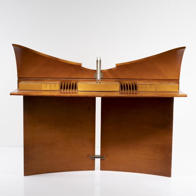 Bild 3 zu Objekt, 'Butterfly' desk, 1988, Jaime Tresserra, Tresserra Collection, Madrid, 163C 562