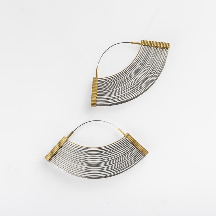Hauptbild zu Objekt, Pair of earrings, 1985, Wilhelm Tasso Mattar, 163E 1036