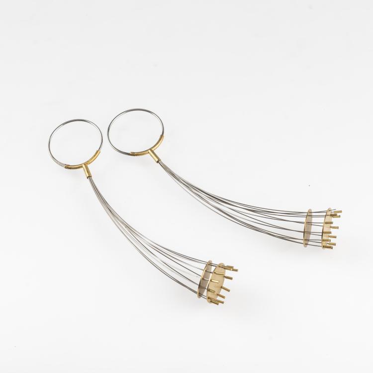 Hauptbild zu Objekt, Pair of earrings, 1985, Wilhelm Tasso Mattar, 163E 1037