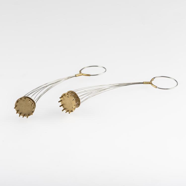 Bild 1 zu Objekt, Pair of earrings, 1985, Wilhelm Tasso Mattar, 163E 1037