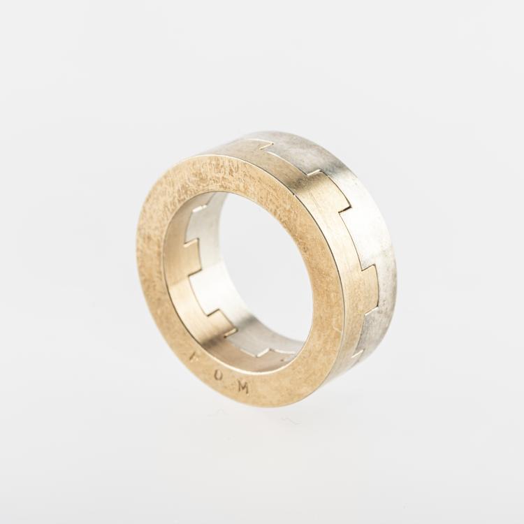 Hauptbild zu Objekt, 'Compatible Partner Ring', 1992, Wilhelm Tasso Mattar,Johannes Oppermann,Gabriela Felgentr&auml;ger, 163E 1025