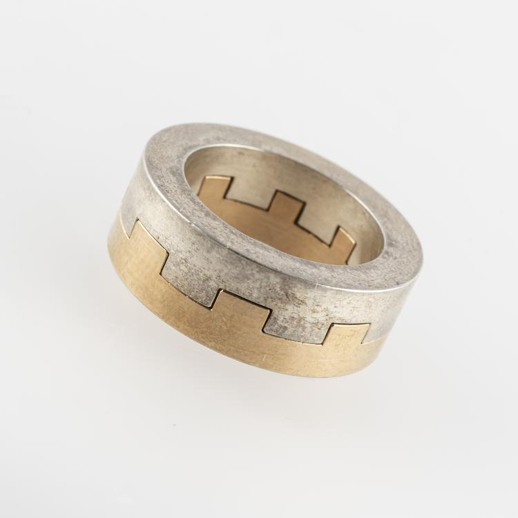 Bild 3 zu Objekt, 'Compatible Partner Ring', 1992, Wilhelm Tasso Mattar,Johannes Oppermann,Gabriela Felgentr&auml;ger, 163E 1025