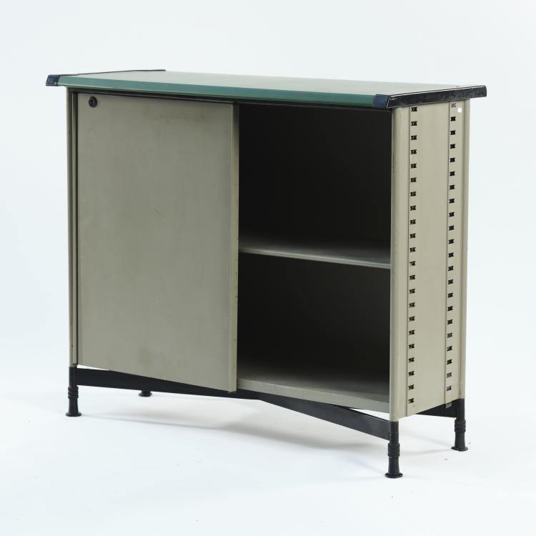 Bild 1 zu Objekt, 'Spazio' filing cabinet, 1959, Studio B.B.P.R.,Gian Luigi Banfi,Ludovico Barbiano di Belgiojoso,Enrico Peressutti,Ernesto Nathan Rogers, Olivetti, Ivrea, 163C 296