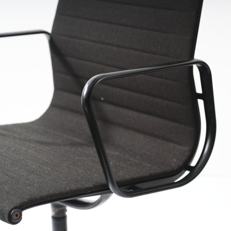 Bild 6 zu Objekt, Zwei St&uuml;hle 'Aluminum Group', 1958, Charles Eames,Ray Eames, ICF Cadsana f&uuml;r Miller, Herman, Zeeland, 163C 528