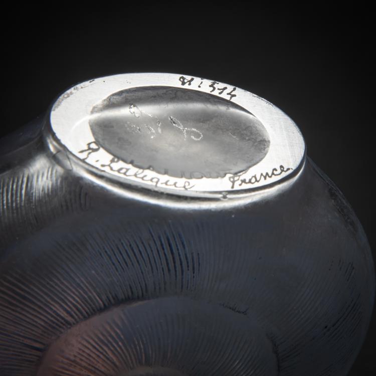 Bild 5 zu Objekt, Flacon 'Amphitrite', 1920, Ren&eacute; Lalique, Lalique, Ren&eacute;, Combs-la-Ville oder Wingen-sur-Moder, 162A 3