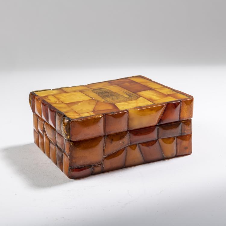 Hauptbild zu Objekt, Amber tin, 1930s, K&ouml;nigsberg, 162C 421