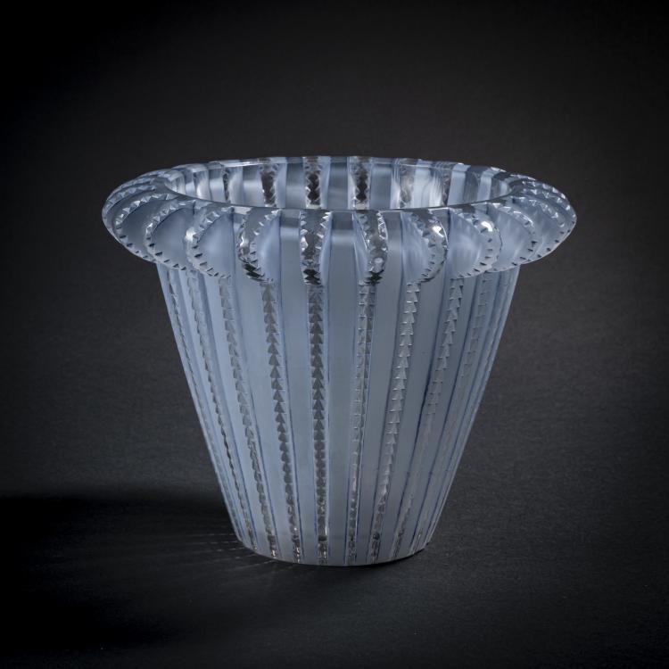 Bild 1 zu Objekt, 'Royat' vase, 1936, Ren&eacute; Lalique, Lalique, Wingen-sur-Moder, 162A 38