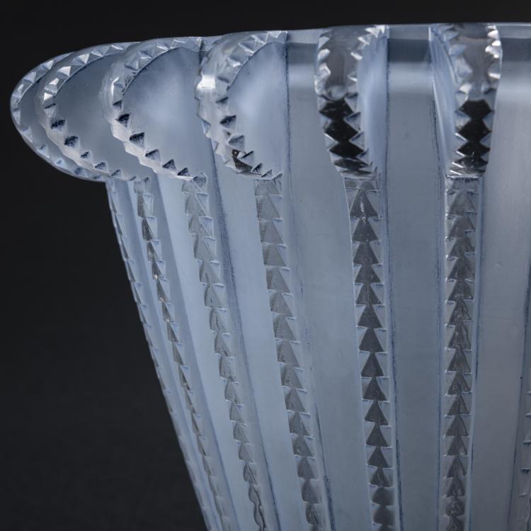 Bild 2 zu Objekt, 'Royat' vase, 1936, Ren&eacute; Lalique, Lalique, Wingen-sur-Moder, 162A 38