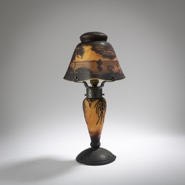 Hauptbild zu Objekt, Tischleuchte 'Paysage lacustre', um 1910, Nancy Daum Fr&egrave;res, Daum Fr&egrave;res, Nancy, 162B 118