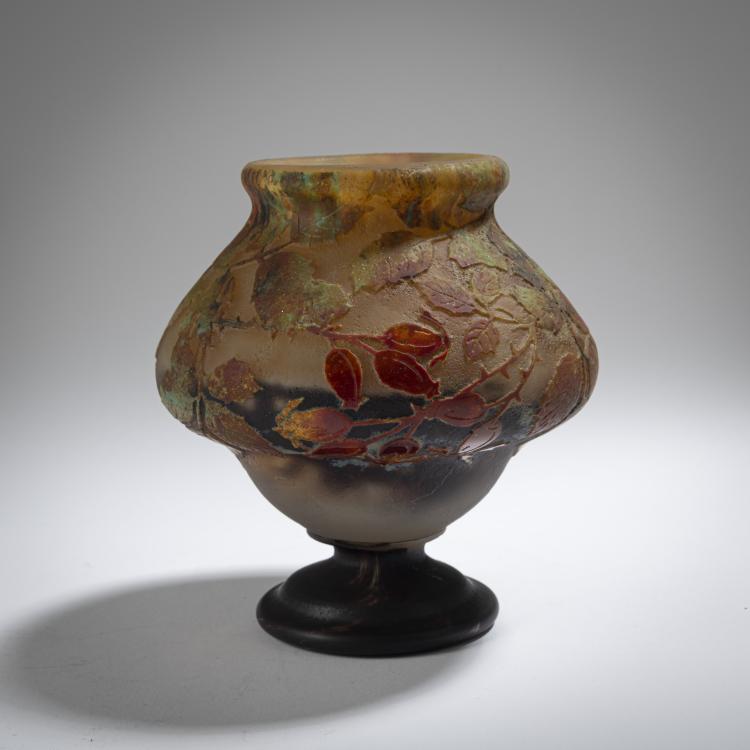 Bild 2 zu Objekt, Fu&szlig;vase 'Eglantines', um 1910, Nancy Daum Fr&egrave;res, Daum Fr&egrave;res, Nancy, 162B 119