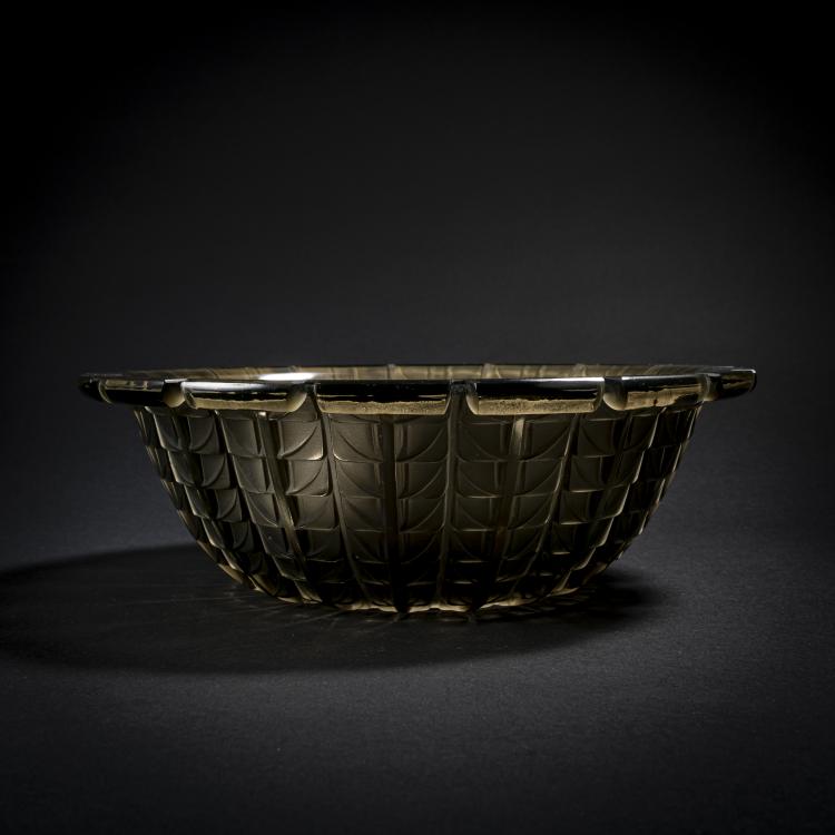 Hauptbild zu Objekt, 'Acacia N&deg; 1' bowl, 1928, Ren&eacute; Lalique, Lalique, Ren&eacute;, Wingen-sur-Moder, 162A 22