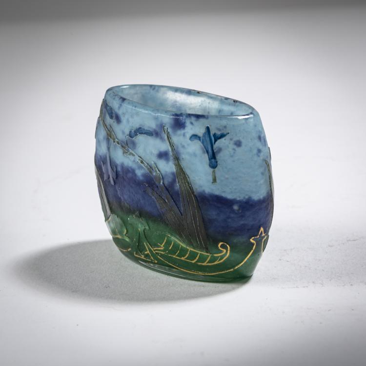 Bild 2 zu Objekt, Miniaturvase 'Hyacinthes', um 1900, Nancy Daum Fr&egrave;res, Daum Fr&egrave;res, Nancy, 162B 81