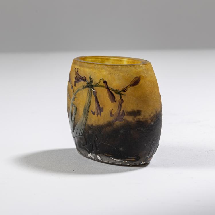 Bild 1 zu Objekt, Miniaturvase 'Hyacinthes', um 1900, Nancy Daum Fr&egrave;res, Daum Fr&egrave;res, Nancy, 162B 82