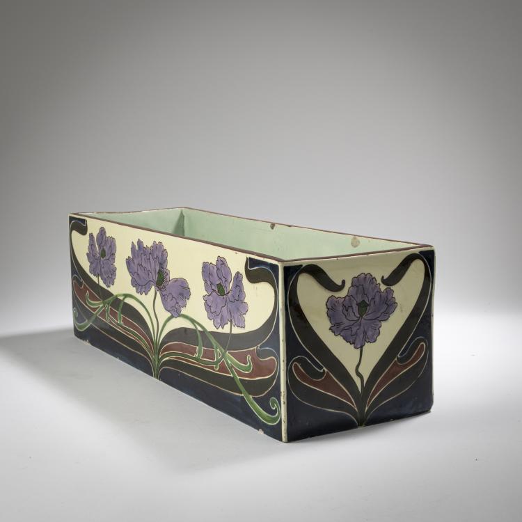 Bild 3 zu Objekt, Flower box, c. 1898, Carl Sigmund Luber, Schwarz, J. von, N&uuml;rnberg, 162C 516
