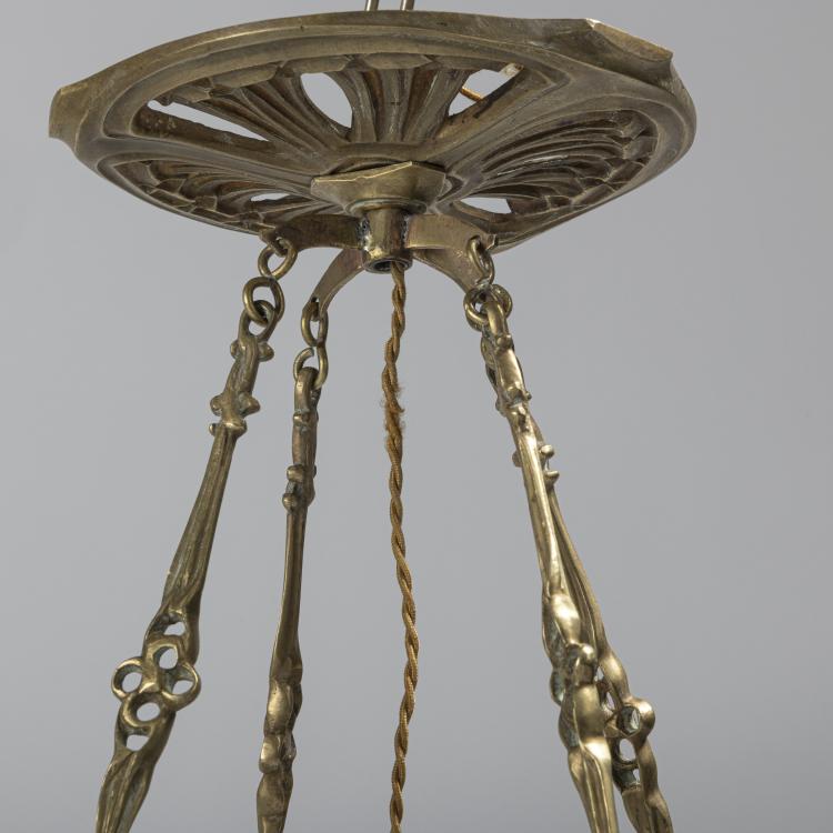 Bild 3 zu Objekt, 'Violettes' ceiling light, c. 1910, Nancy Daum Fr&egrave;res,Louis Majorelle, Daum Fr&egrave;res, Nancy, 162B 120