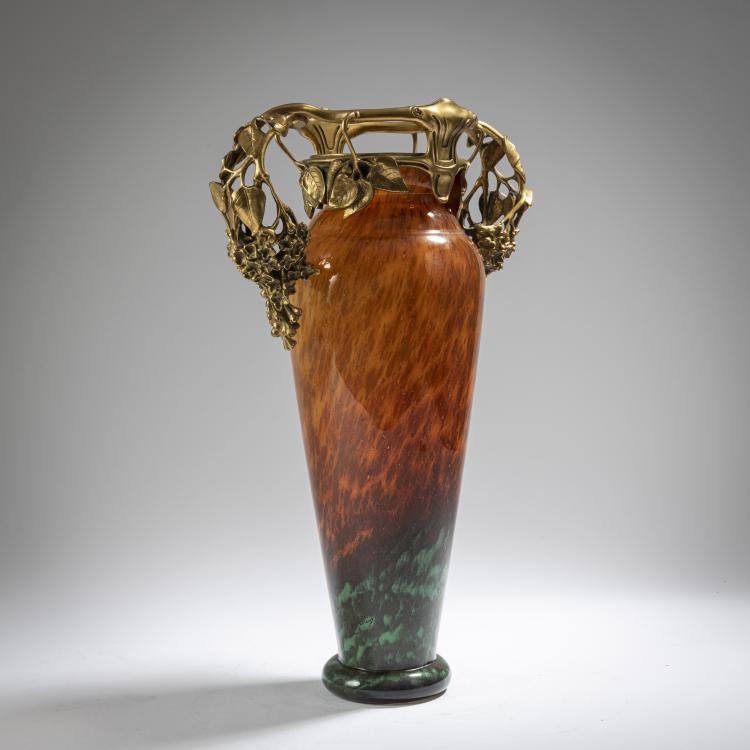 Bild 1 zu Objekt, 'Jades'-Vase mit Bronzemontierung, um 1910, Nancy Daum Fr&egrave;res, Daum Fr&egrave;res, Nancy; Verrerie de Belle Etoile, Croismare, 162B 134