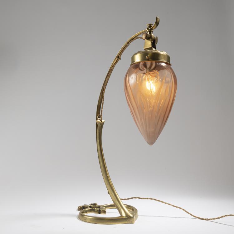 Hauptbild zu Objekt, Table light, c. 1910, Benson, WAS, London, 162C 366