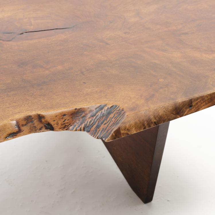 Bild 3 zu Objekt, Sofatisch 'Slab I', 1940er Jahre, George Nakashima, Nakashima Studios, New Hope, Pennsylvania, 163C 504