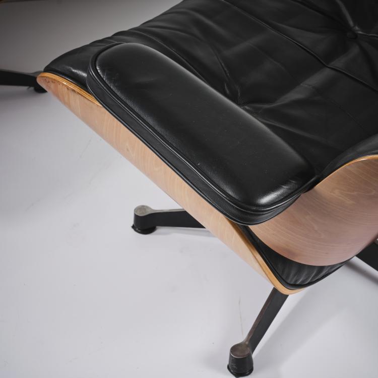 Bild 9 zu Objekt, Lounge chair '670' mit Ottoman '671', 1956, Charles Eames,Ray Eames, Vitra, Weil am Rhein, 164B 299