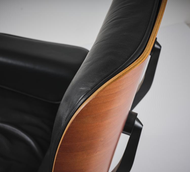 Bild 7 zu Objekt, Lounge chair '670' mit Ottoman '671', 1956, Charles Eames,Ray Eames, Vitra, Weil am Rhein, 164B 298