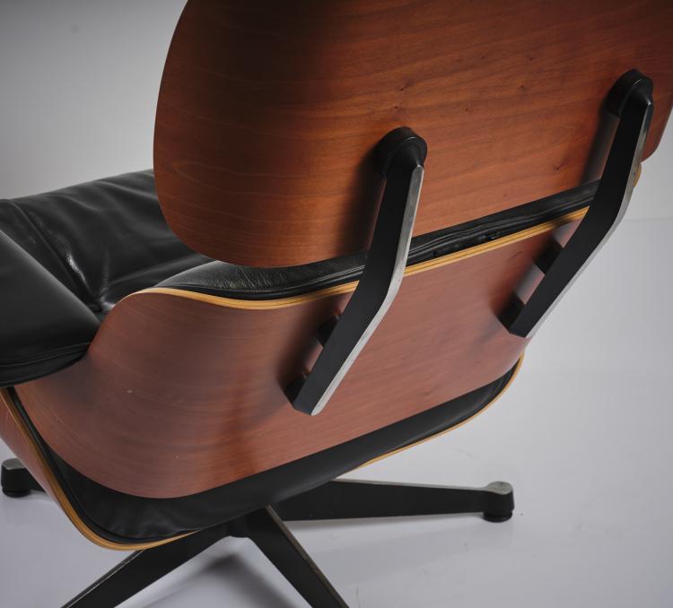 Bild 8 zu Objekt, Lounge chair '670' mit Ottoman '671', 1956, Charles Eames,Ray Eames, Vitra, Weil am Rhein, 164B 298