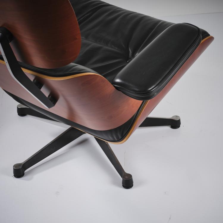 Bild 9 zu Objekt, Lounge chair '670' mit Ottoman '671', 1956, Charles Eames,Ray Eames, Vitra, Weil am Rhein, 164B 298