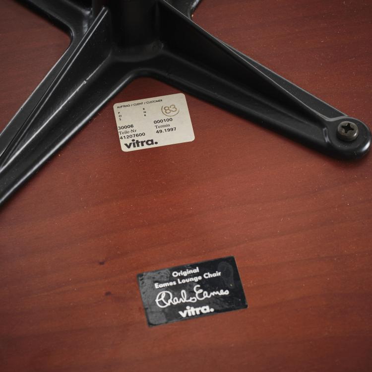 Bild 11 zu Objekt, Lounge chair '670' mit Ottoman '671', 1956, Charles Eames,Ray Eames, Vitra, Weil am Rhein, 164B 298