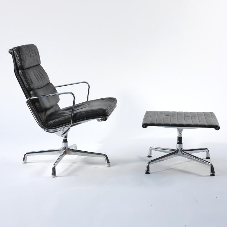 Hauptbild zu Objekt, 'Soft Pad' armchair with stool, 1969, Charles Eames,Ray Eames, Vitra Design, Weil am Rhein; Miller, Herman, Zeeland, 164B 309