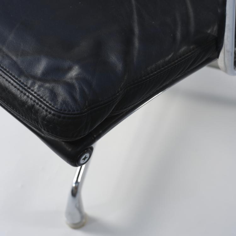 Bild 8 zu Objekt, 'Soft Pad' armchair with stool, 1969, Charles Eames,Ray Eames, Vitra Design, Weil am Rhein; Miller, Herman, Zeeland, 164B 309