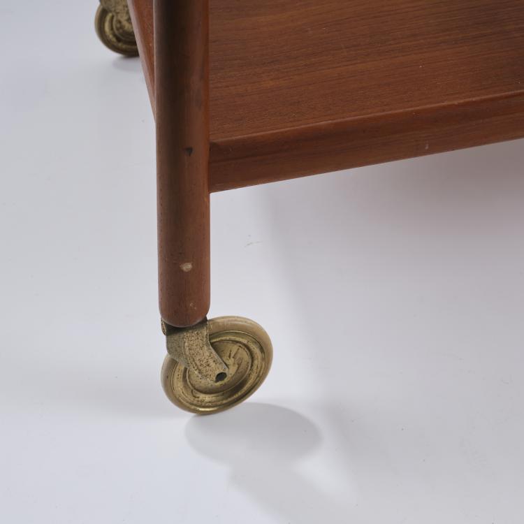 Bild 3 zu Objekt, Serving trolley, c. 1960, Hans J. Wegner, M&ouml;belfabrik Andreas Tuck, Kopenhagen, 163C 484