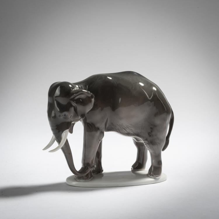 Hauptbild zu Objekt, 'Indian Elephant', 1924, Theodor K&auml;rner, Rosenthal, Selb, 165C 399