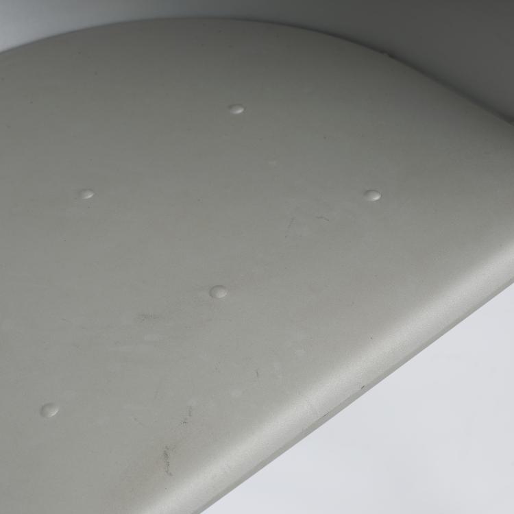 Bild 4 zu Objekt, 'Costes Aluminio' chair, 1988, Philippe Starck, Aleph Driade, Caorso, 163C 427