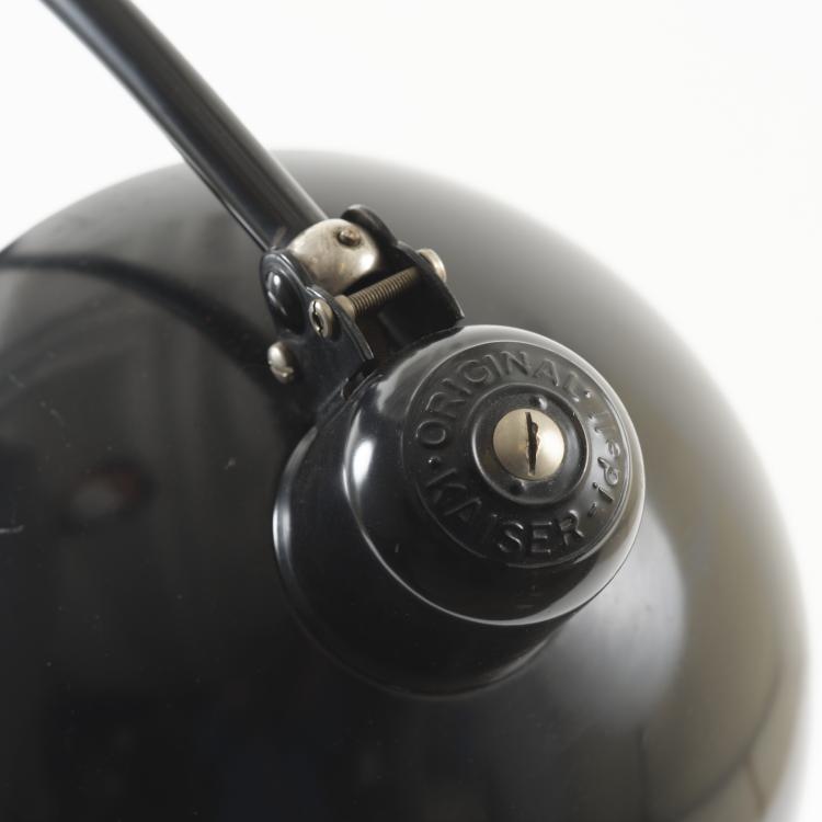 Bild 4 zu Objekt, Table light '6556', 1934, Christian Dell, Kaiser & Co., Neheim-H&uuml;sten, 163A 32