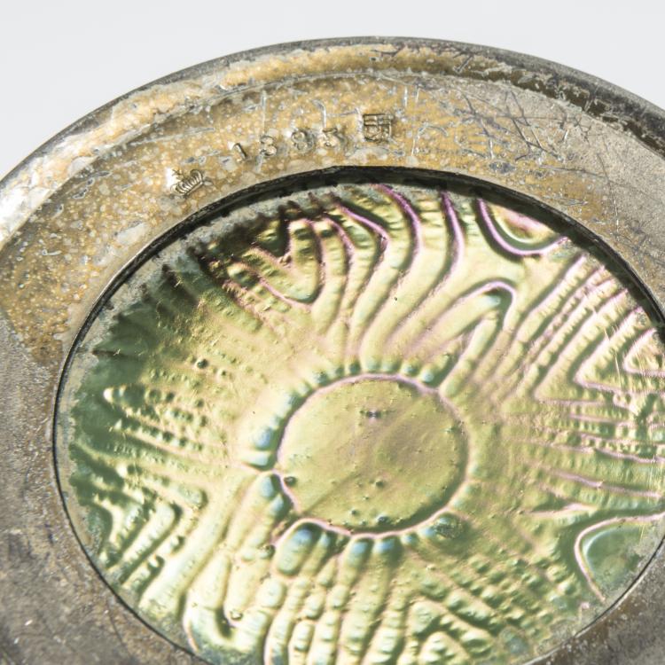 Bild 3 zu Objekt, Henkelvase mit Zinnmontierung von F. van Hauten, Bonn, um 1902, L&ouml;tz Wwe., Klosterm&uuml;hle (zugeschrieben), 165B 270