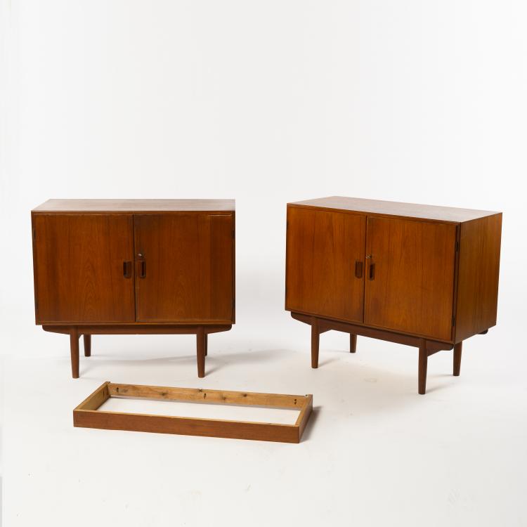 Bild 2 zu Objekt, 2 sideboards, c. 1958, B&oslash;rge Mogensen, S&oslash;borg M&oslash;bler, S&oslash;borg., 164B 426
