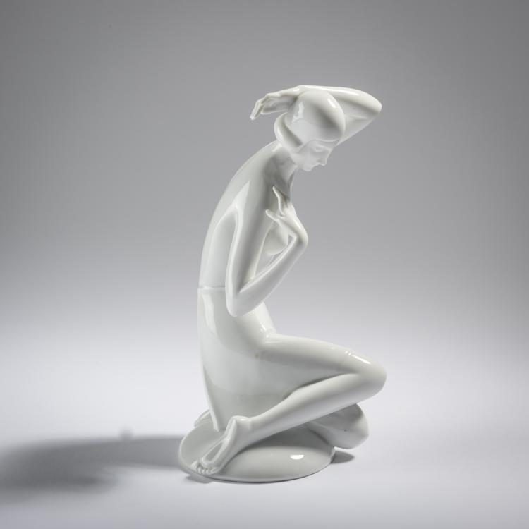 Hauptbild zu Objekt, 'Kniende junge Frau', 1932, Gerhard Schliepstein, Rosenthal, Selb, 165C 407