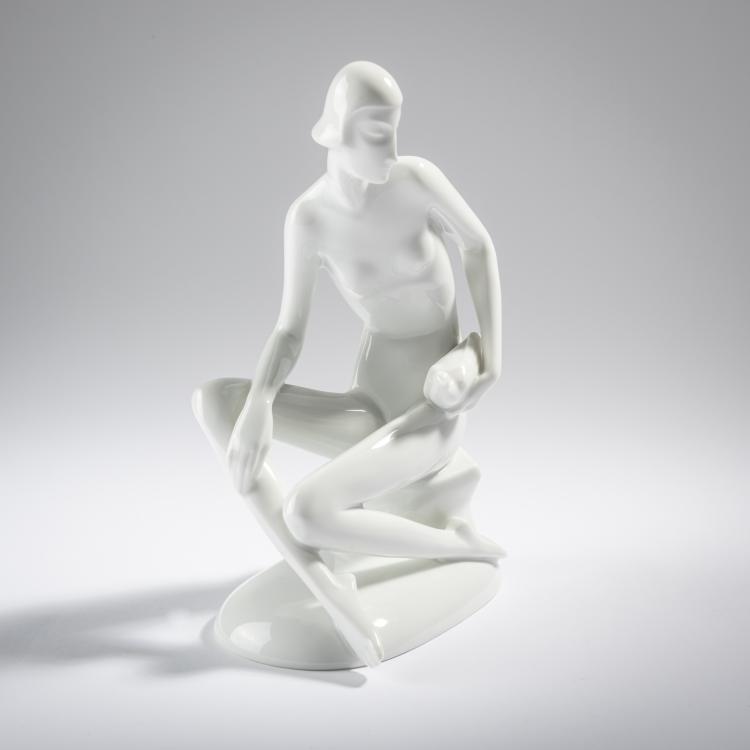 Bild 1 zu Objekt, 'Girl with a Dove', 1929, Gerhard Schliepstein, Rosenthal, Selb, 165C 405