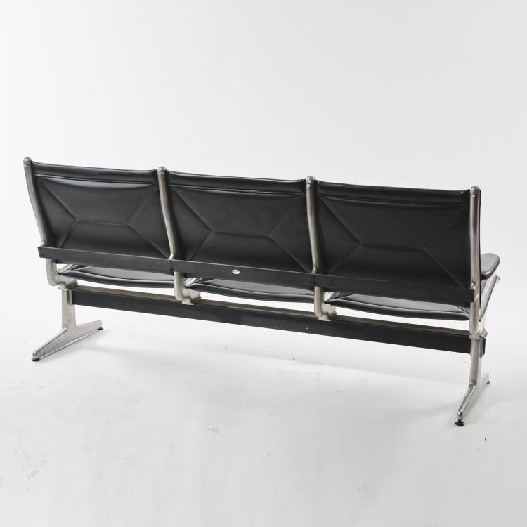 Bild 7 zu Objekt, 'Tandem Sling' settee, 1962, Charles Eames,Ray Eames, ICF Cadsana, Mailand f&uuml;r Miller, Herman, Zeeland, 164B 305